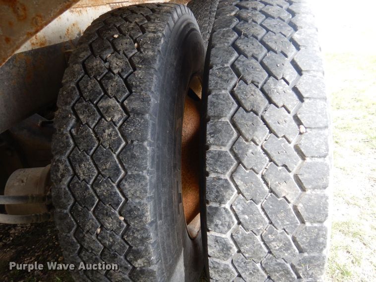 image for item KU9952 2009 Kenworth W900  ready mix truck