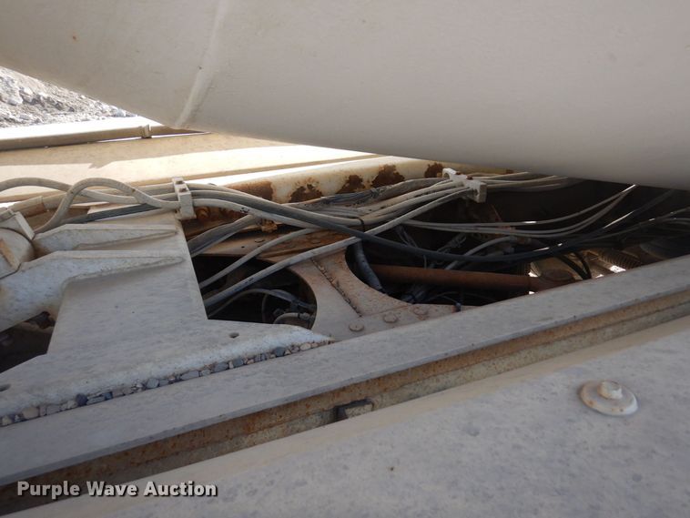 image for item KU9965 2002 Volvo VHD  ready mix truck