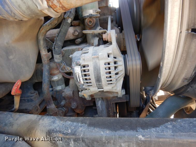 image for item KU9965 2002 Volvo VHD  ready mix truck