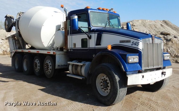 image for item KU9966 2002 Kenworth W900  ready mix truck