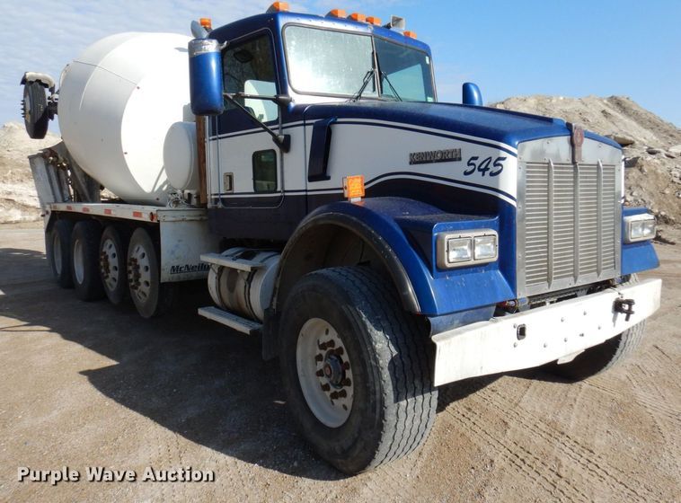 image for item KU9966 2002 Kenworth W900  ready mix truck