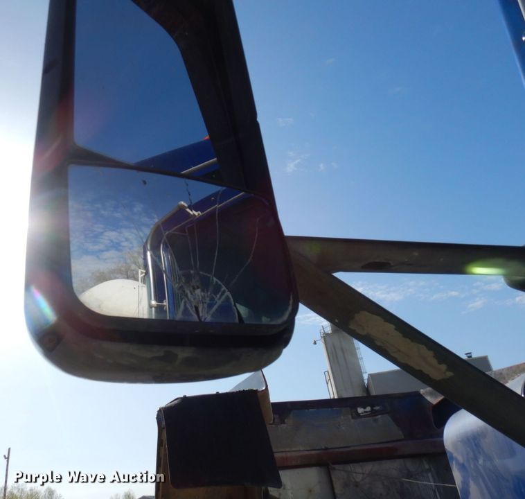 image for item KU9966 2002 Kenworth W900  ready mix truck