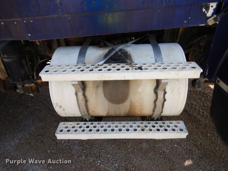 image for item KU9966 2002 Kenworth W900  ready mix truck