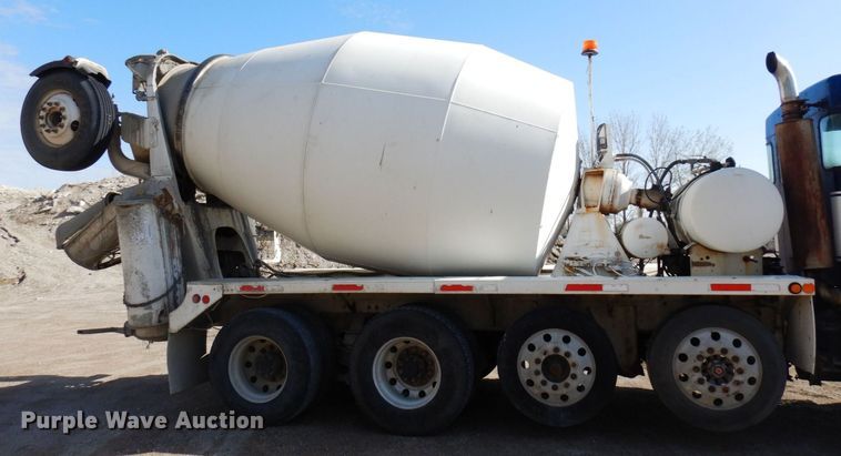 image for item KU9966 2002 Kenworth W900  ready mix truck