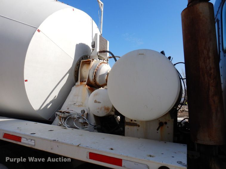 image for item KU9966 2002 Kenworth W900  ready mix truck