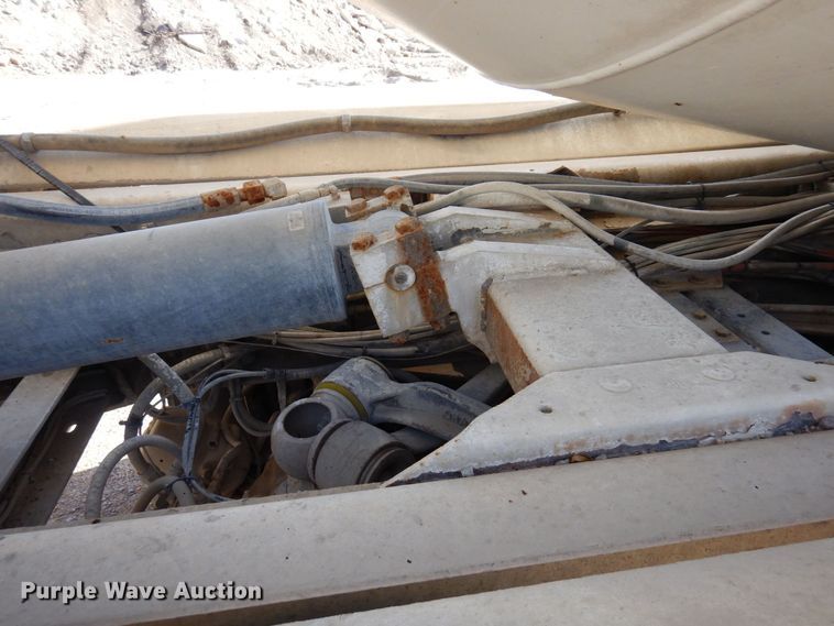 image for item KU9966 2002 Kenworth W900  ready mix truck