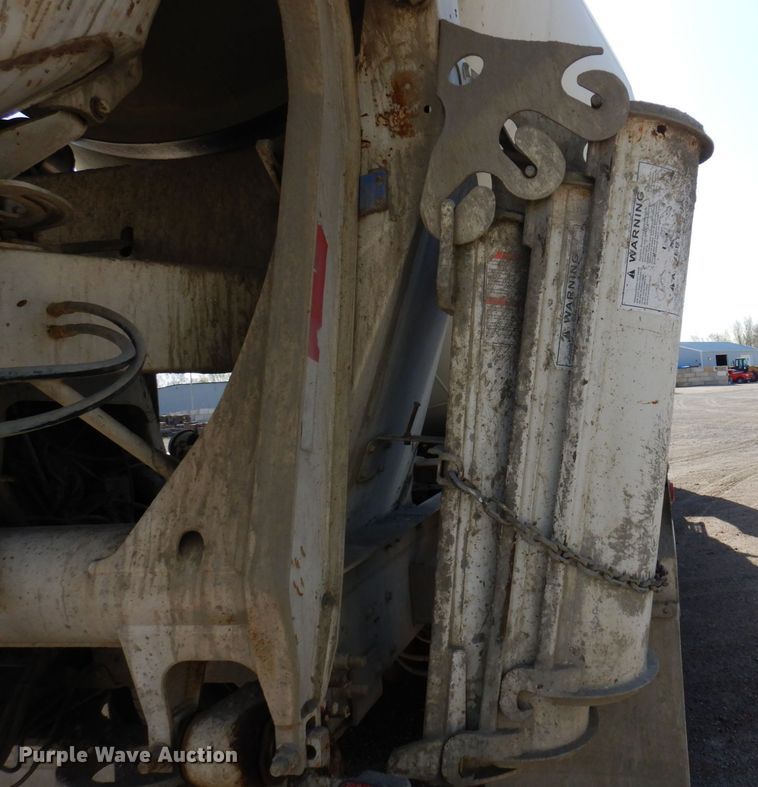 image for item KU9966 2002 Kenworth W900  ready mix truck