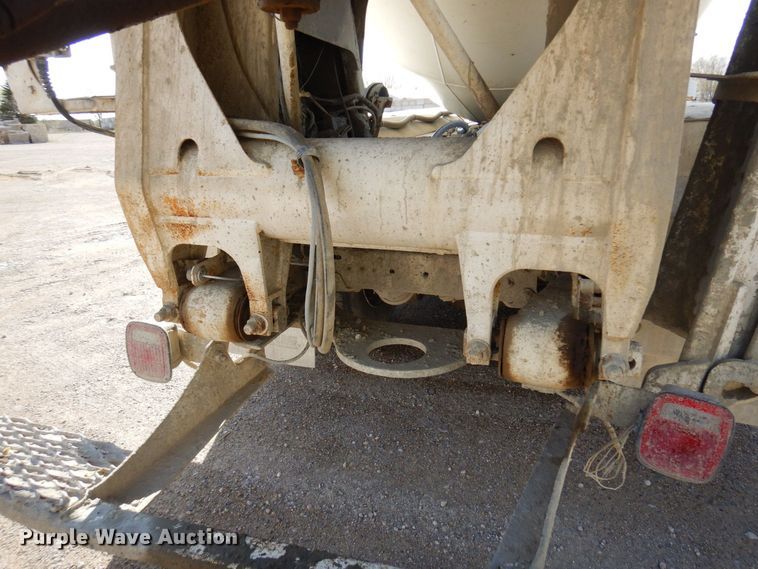 image for item KU9966 2002 Kenworth W900  ready mix truck