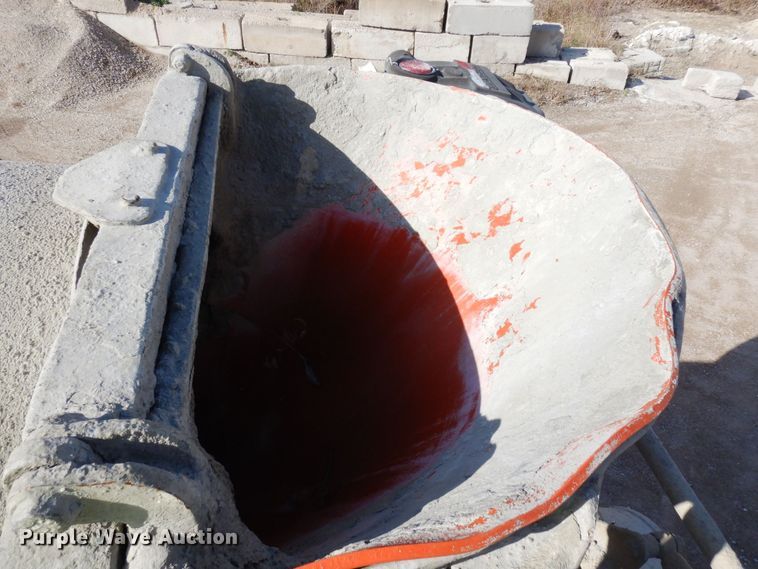 image for item KU9966 2002 Kenworth W900  ready mix truck