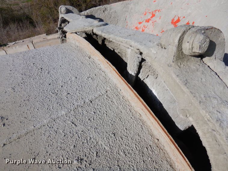 image for item KU9966 2002 Kenworth W900  ready mix truck