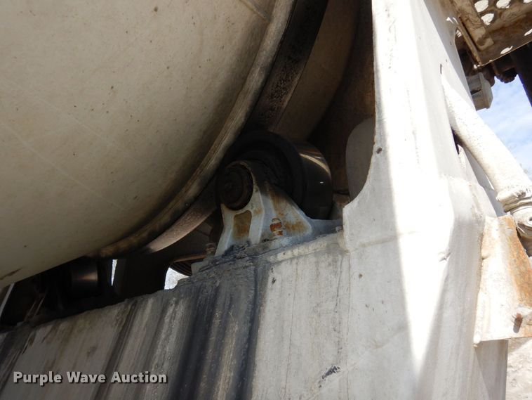 image for item KU9966 2002 Kenworth W900  ready mix truck