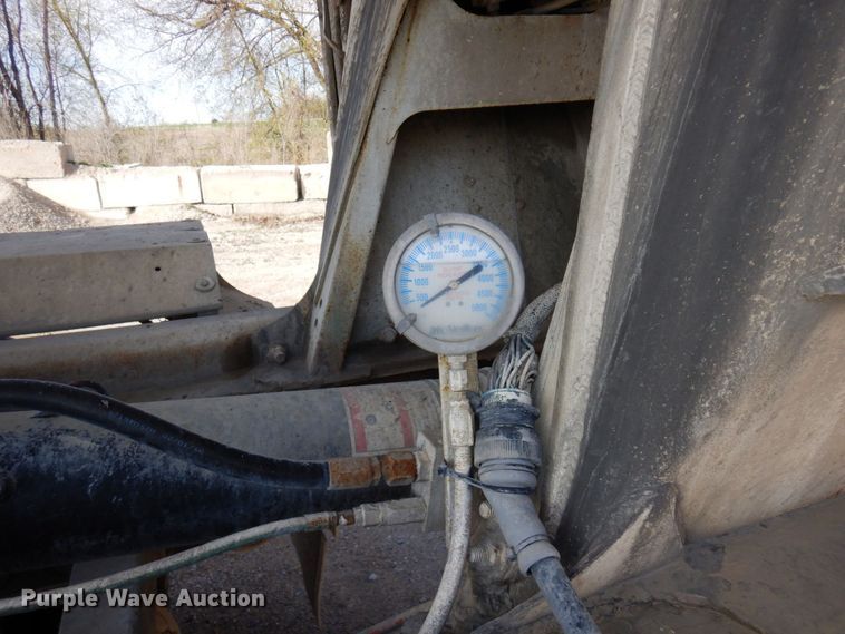 image for item KU9966 2002 Kenworth W900  ready mix truck