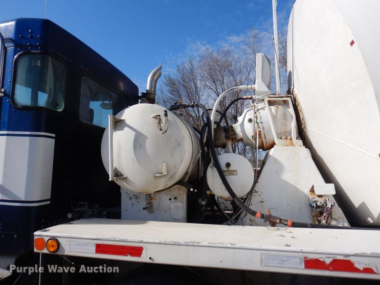 image for item KU9966 2002 Kenworth W900  ready mix truck