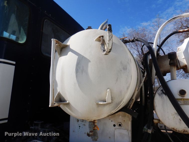 image for item KU9966 2002 Kenworth W900  ready mix truck