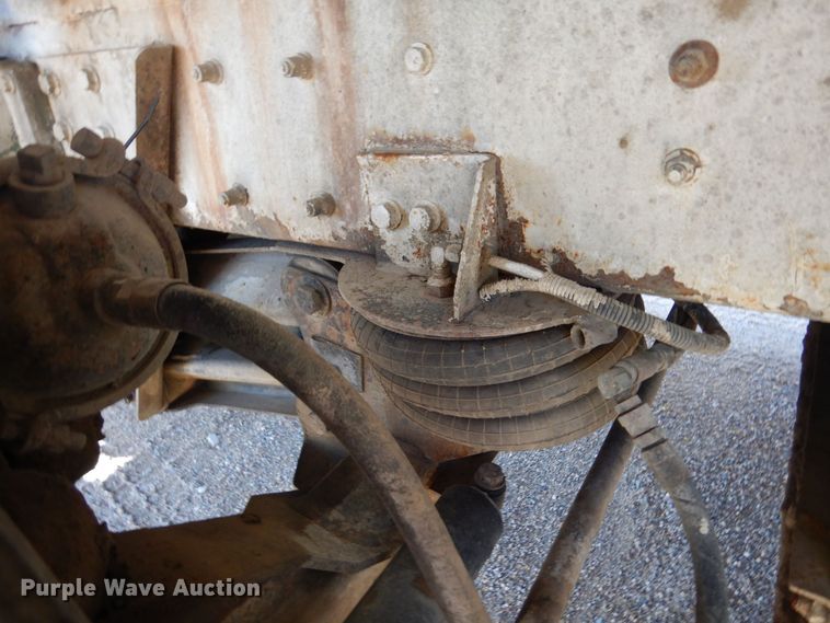 image for item KU9966 2002 Kenworth W900  ready mix truck