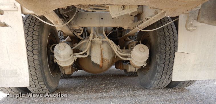 image for item KU9966 2002 Kenworth W900  ready mix truck