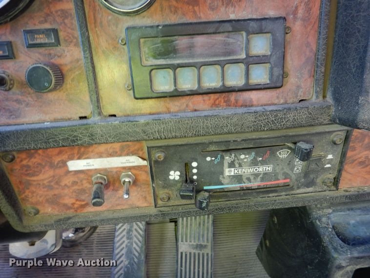 image for item KU9966 2002 Kenworth W900  ready mix truck