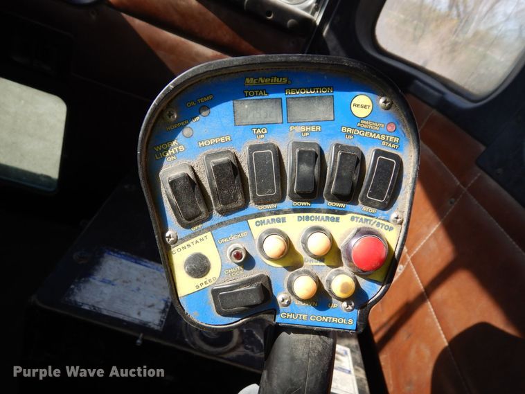 image for item KU9966 2002 Kenworth W900  ready mix truck