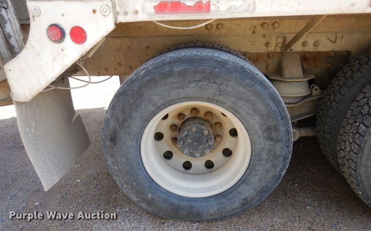 image for item KU9966 2002 Kenworth W900  ready mix truck