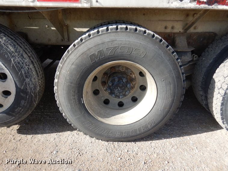 image for item KU9966 2002 Kenworth W900  ready mix truck