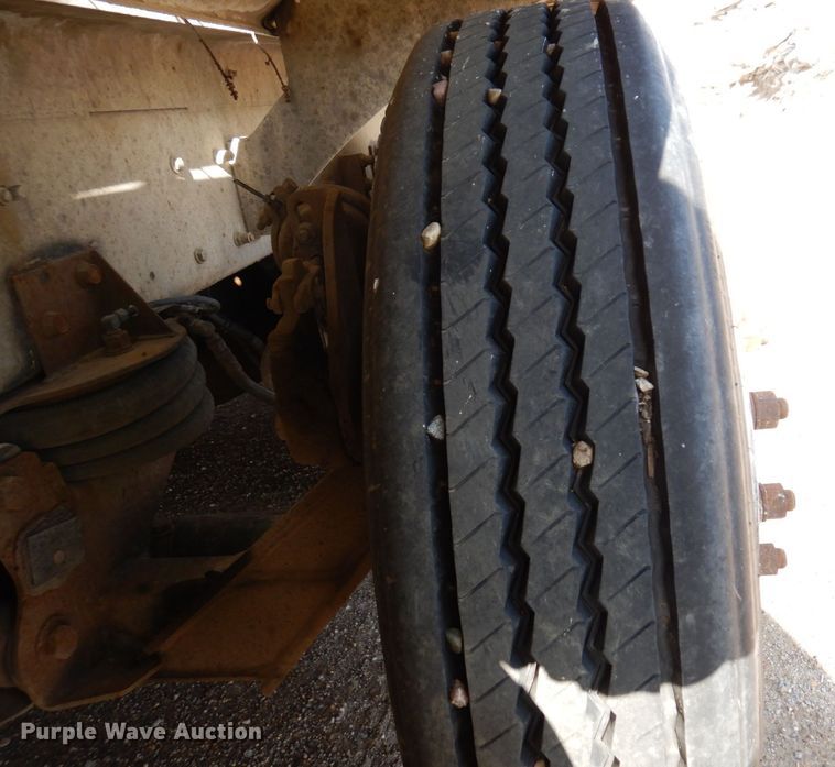 image for item KU9966 2002 Kenworth W900  ready mix truck