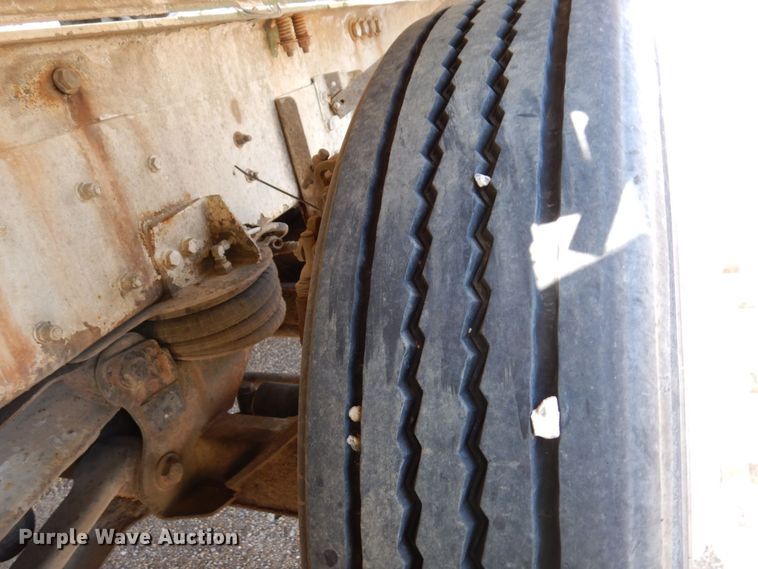 image for item KU9966 2002 Kenworth W900  ready mix truck