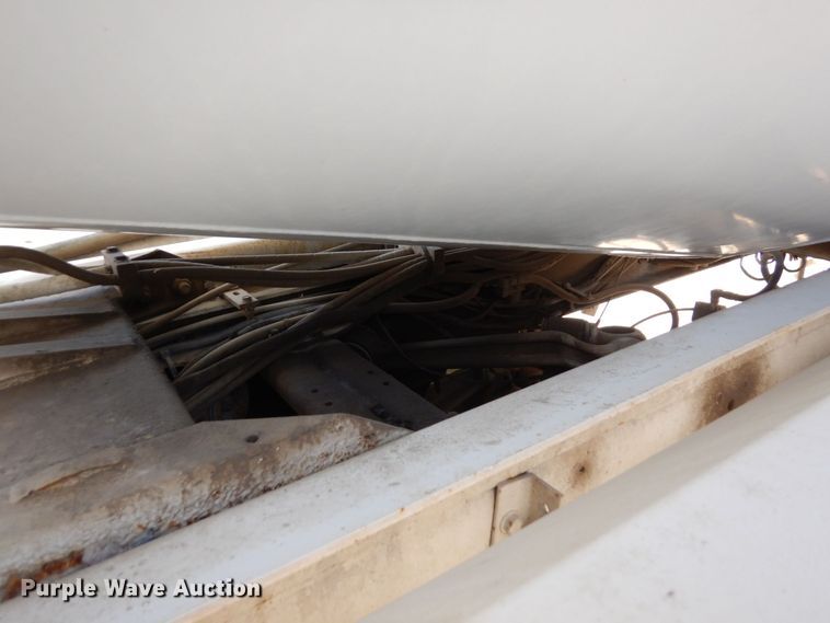 image for item KU9967 2005 Mack CV513  ready mix truck