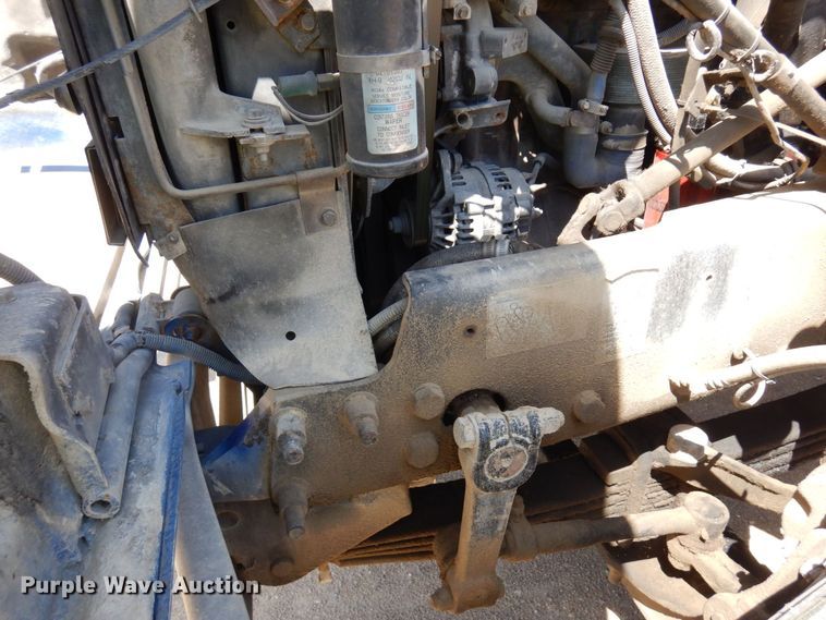 image for item KU9967 2005 Mack CV513  ready mix truck