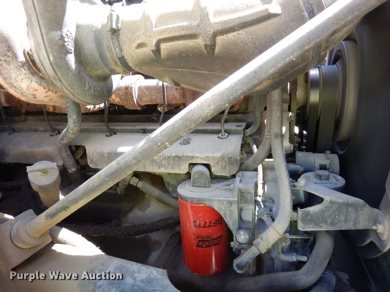 image for item KU9967 2005 Mack CV513  ready mix truck