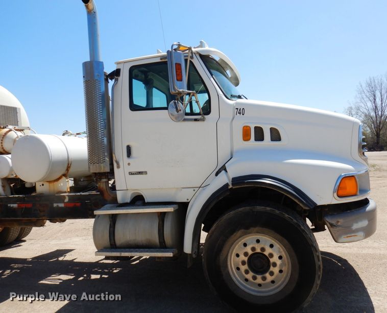 image for item KU9969 2004 Sterling LT9500  ready mix truck
