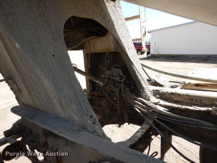 image for item KU9969 2004 Sterling LT9500  ready mix truck