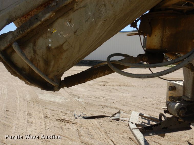 image for item KU9969 2004 Sterling LT9500  ready mix truck