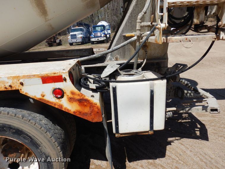 image for item KU9969 2004 Sterling LT9500  ready mix truck