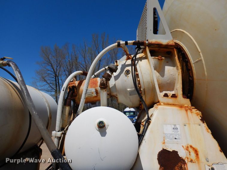 image for item KU9969 2004 Sterling LT9500  ready mix truck