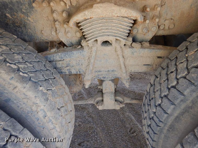 image for item KU9969 2004 Sterling LT9500  ready mix truck