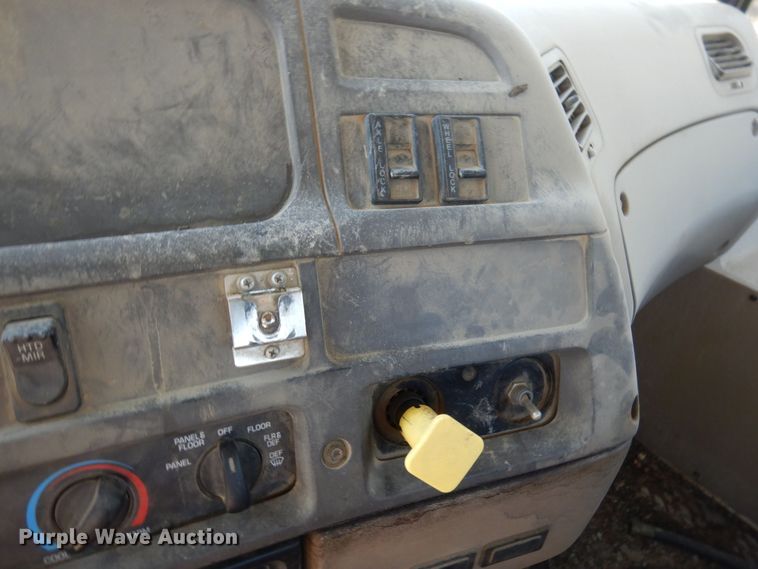 image for item KU9969 2004 Sterling LT9500  ready mix truck