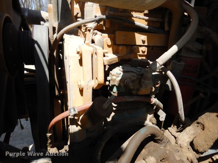 image for item KU9969 2004 Sterling LT9500  ready mix truck