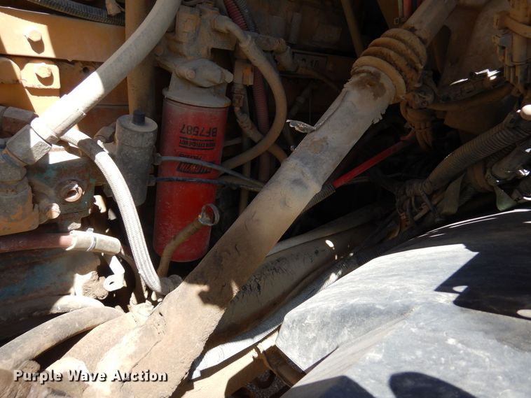 image for item KU9969 2004 Sterling LT9500  ready mix truck