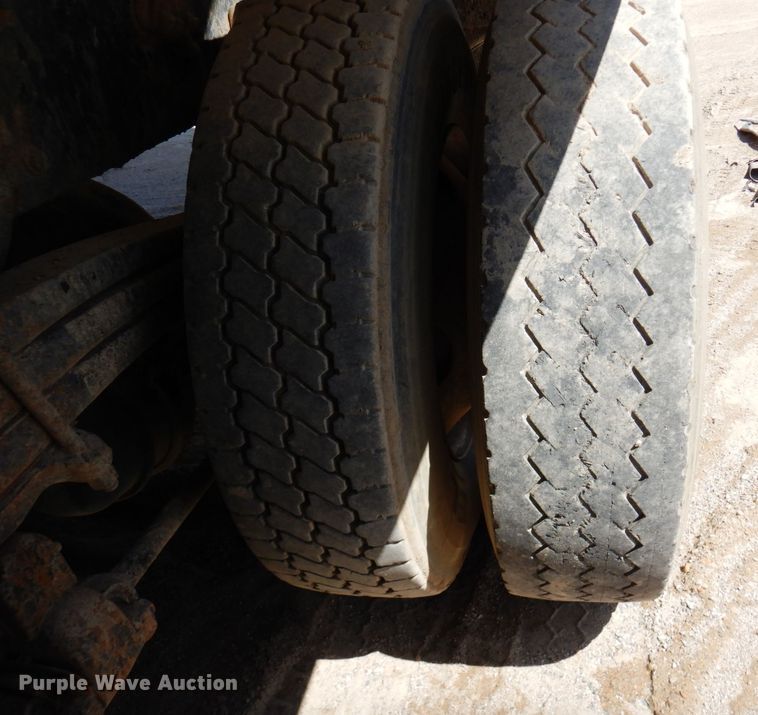 image for item KU9969 2004 Sterling LT9500  ready mix truck