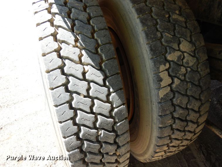 image for item KU9969 2004 Sterling LT9500  ready mix truck