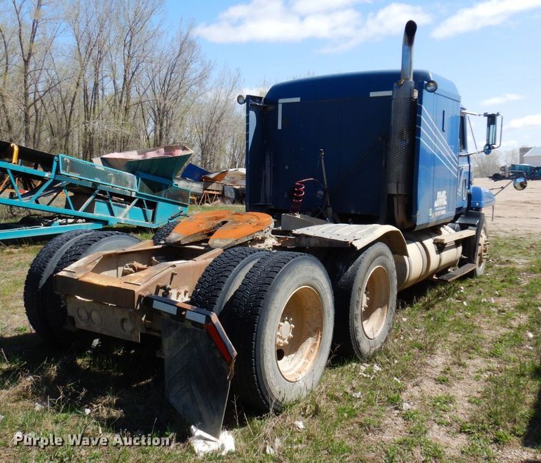 image for item KU9970 1997 Mack CH613  semi truck