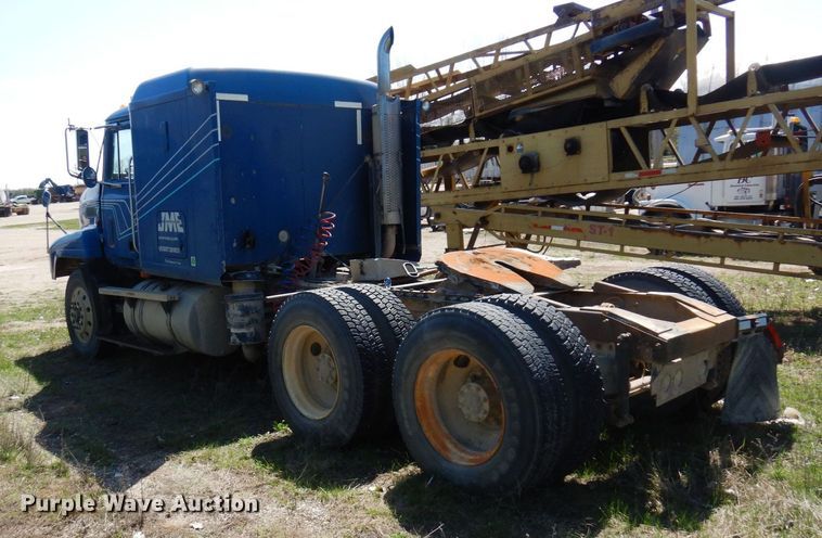 image for item KU9970 1997 Mack CH613  semi truck