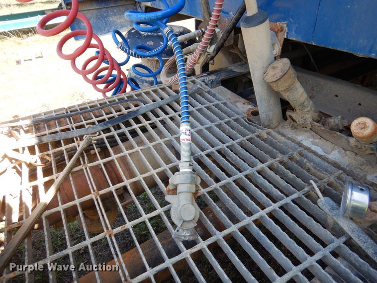 image for item KU9970 1997 Mack CH613  semi truck