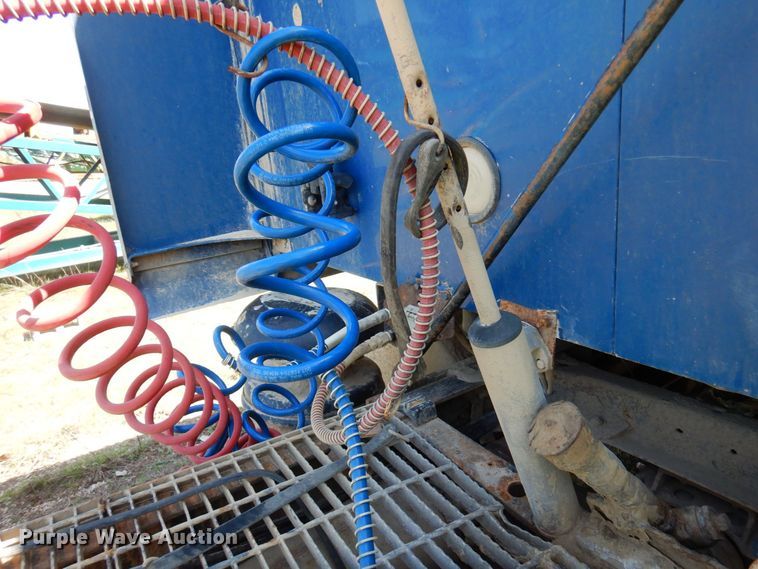 image for item KU9970 1997 Mack CH613  semi truck