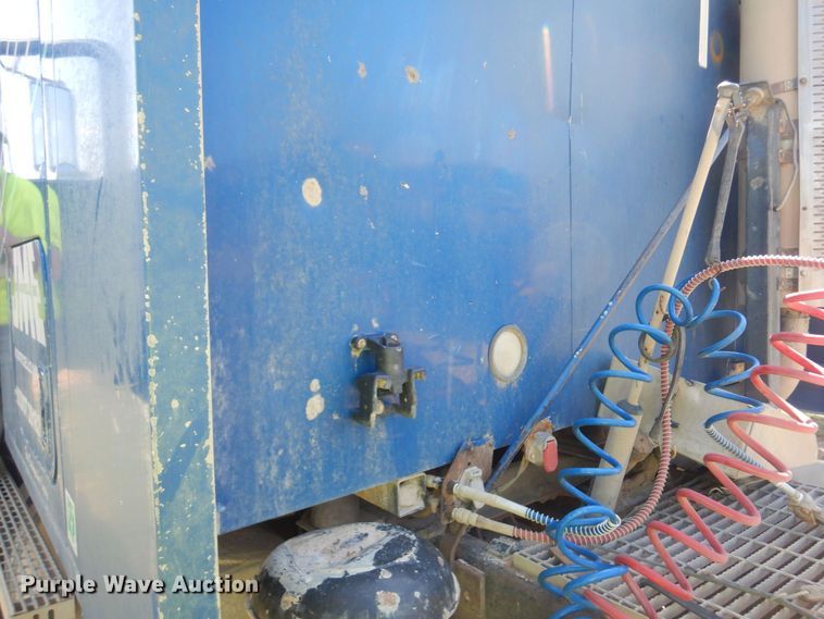 image for item KU9970 1997 Mack CH613  semi truck