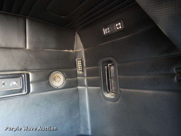 image for item KU9970 1997 Mack CH613  semi truck