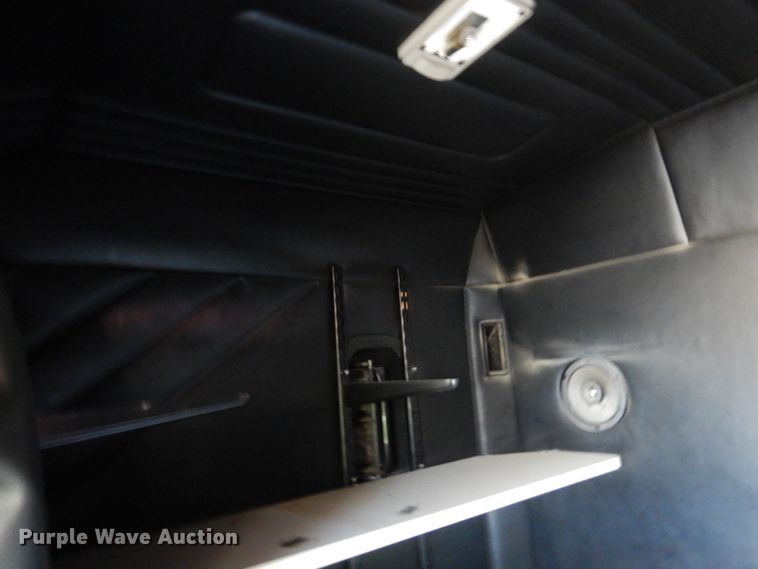 image for item KU9970 1997 Mack CH613  semi truck