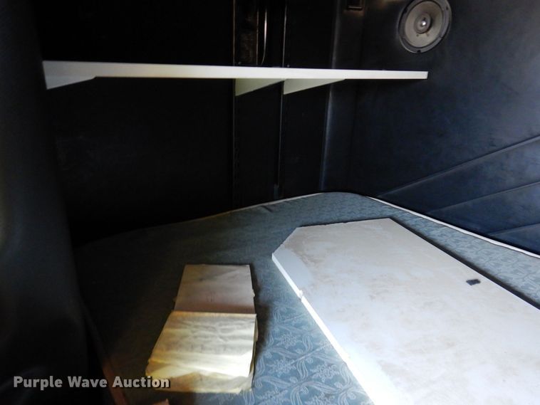 image for item KU9970 1997 Mack CH613  semi truck