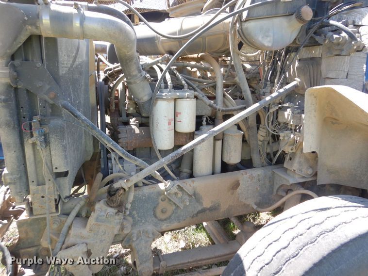 image for item KU9970 1997 Mack CH613  semi truck