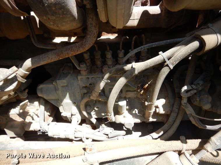 image for item KU9970 1997 Mack CH613  semi truck